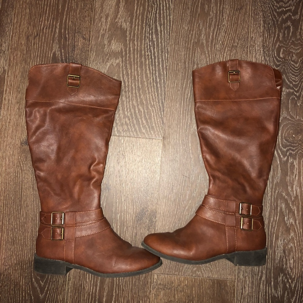 BROWN KNEE HIGH BOOTS